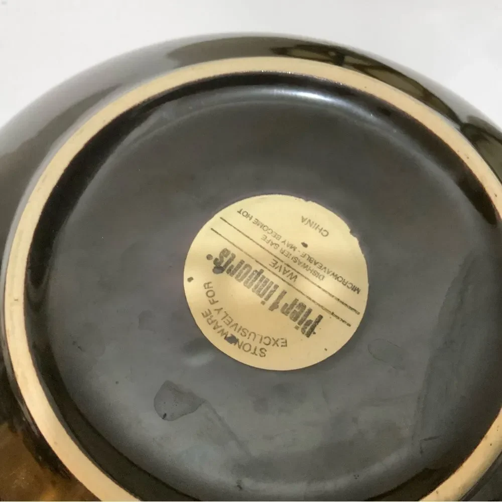 Set Pier 1 Imports (2)11” Stoneware Brown “Wave”  Dinner Plate (2)8” salad plate